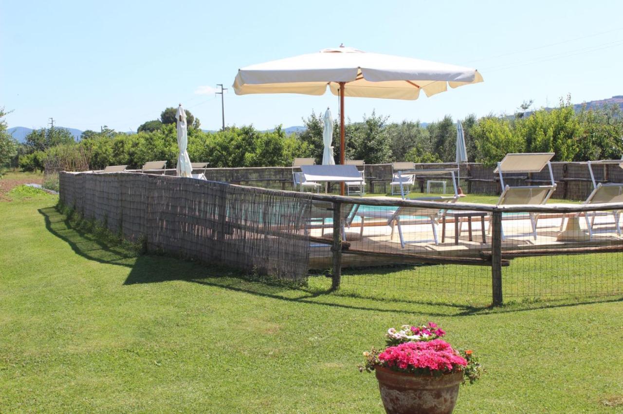 Podere Serena Кастането Кардучи Екстериор снимка